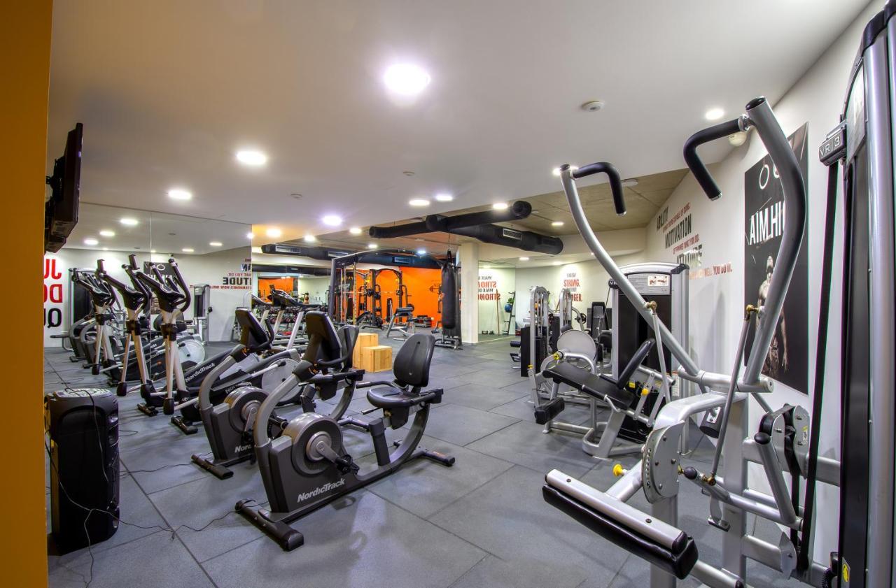 The Ray Hotel And Studios Beirut Esterno foto