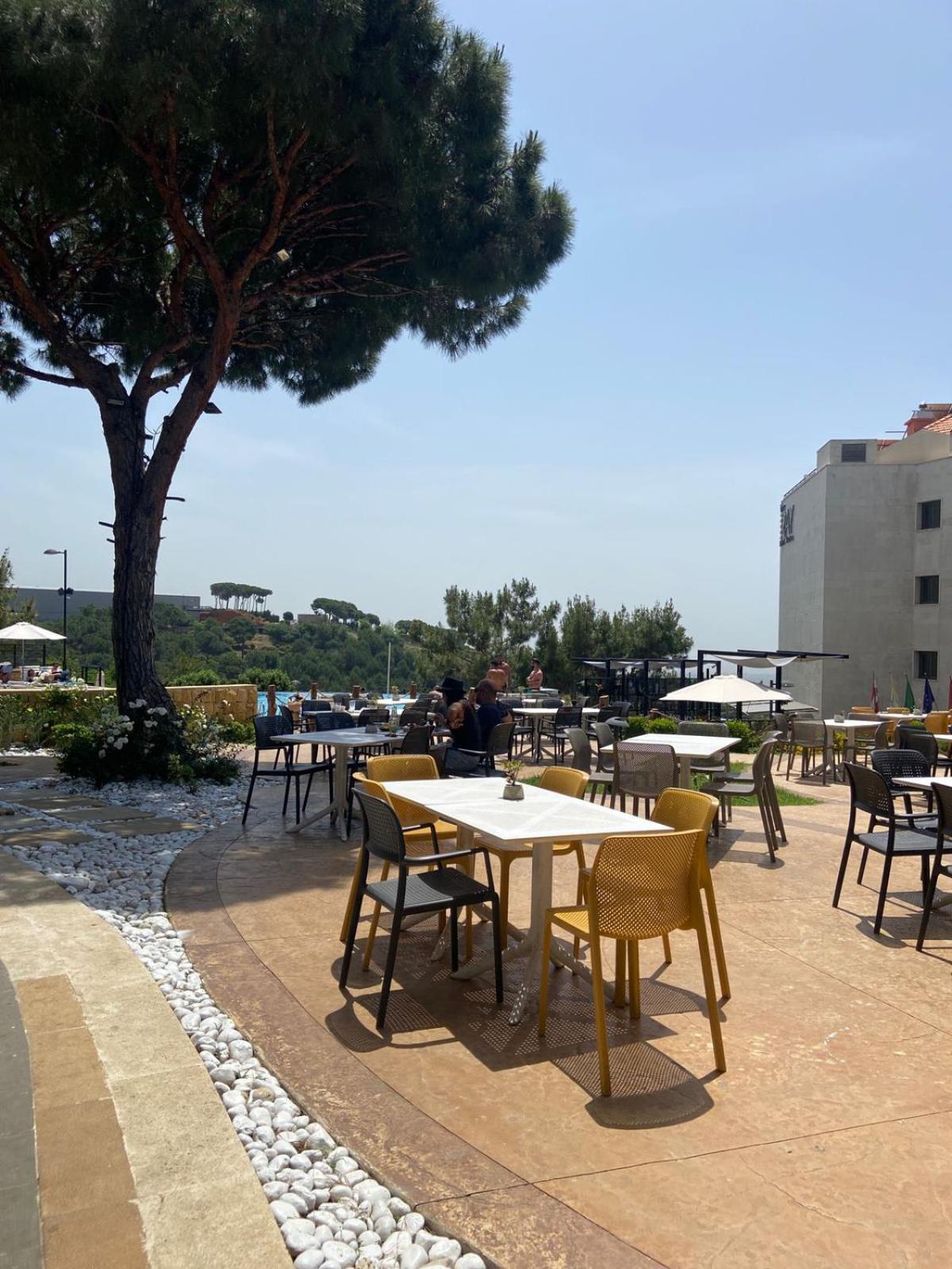 The Ray Hotel And Studios Beirut Esterno foto
